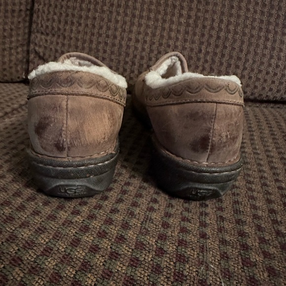 UGG WOMENS BETTEY BROWN style FLEECE/WOOL LINED SLIP ON SHOES. SZ 9 - Picture 8 of 13